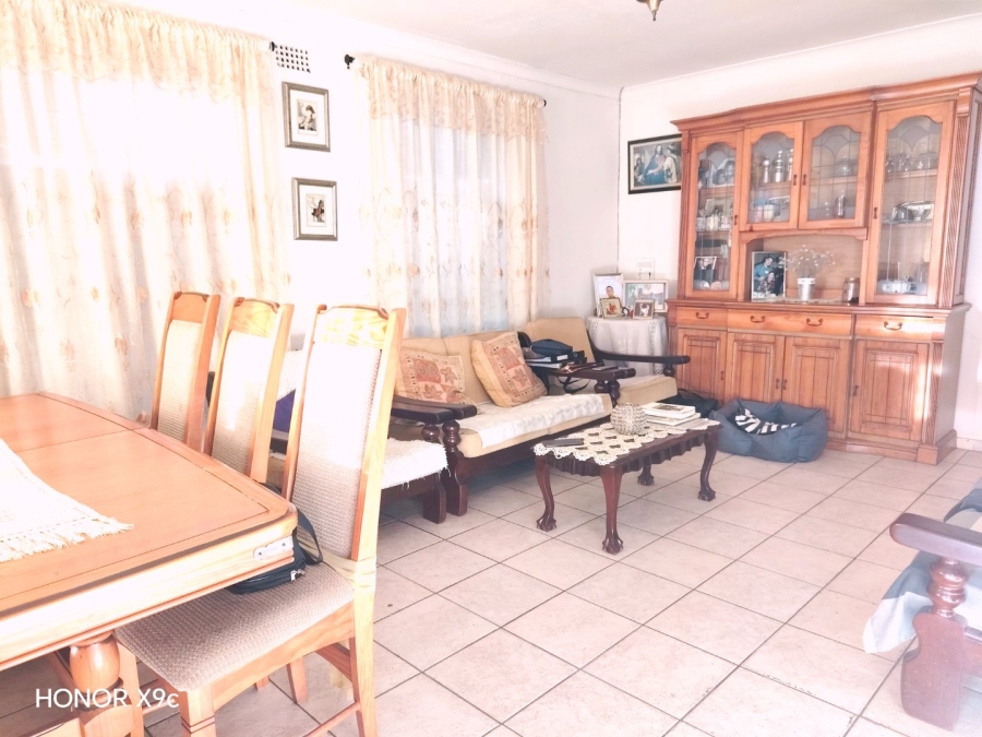 4 Bedroom Property for Sale in Forest Village Western Cape
